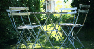 table de jardin style bistrot